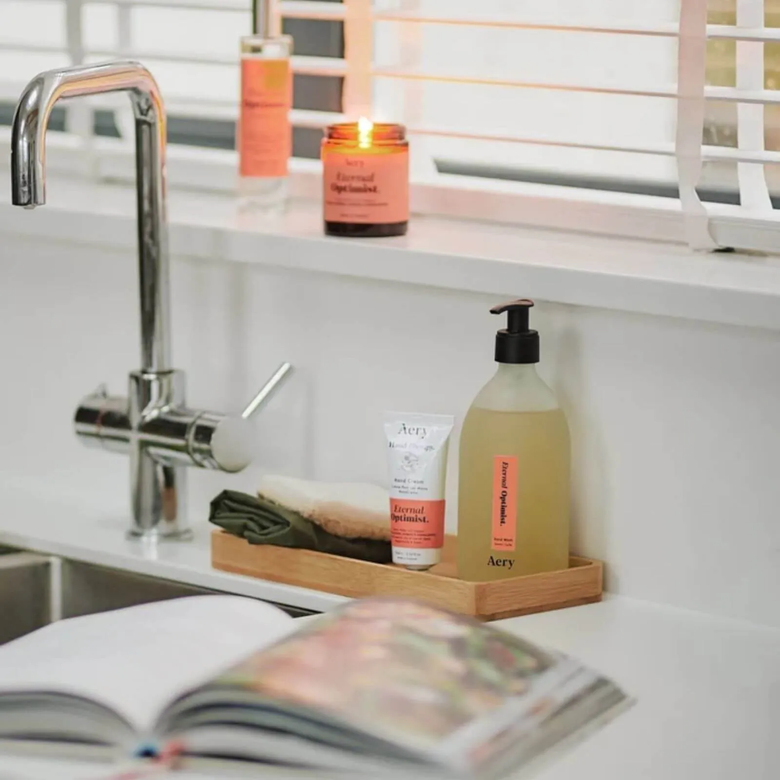 Aery Eternal Optimist Hand Wash - Neroli Blossom Jasmin and Sandalwood