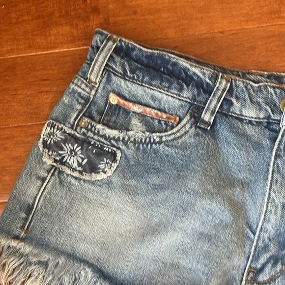 Anthropologie Pilcro Indigo Little Shortie Shorts