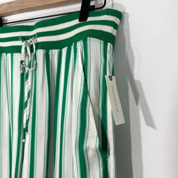 Anthropologie Women’s Size Medium Green Stripe Lightweight Bermuda Boxer Shorts