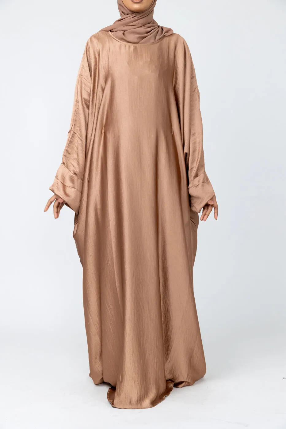 Aria closed batwing abaya - Gold