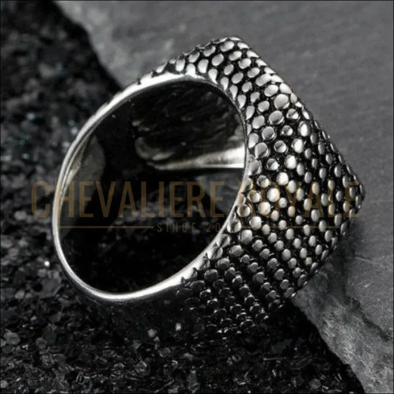 Chevalière homme robuste et durable pointillé titane acier