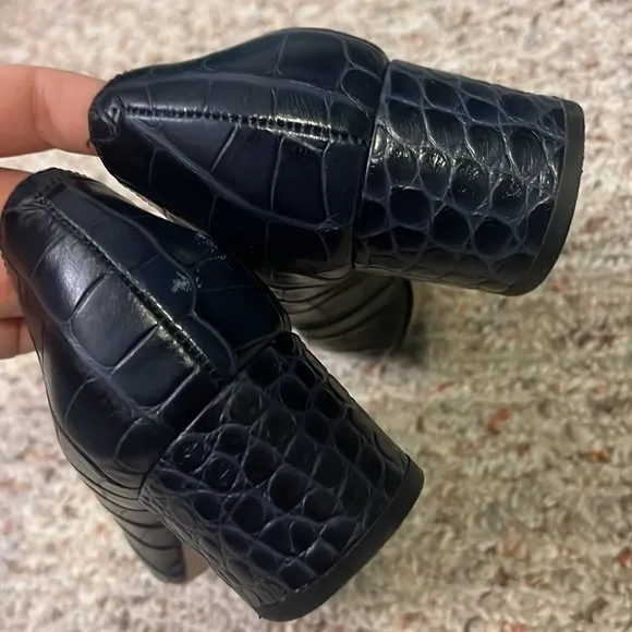 Cole Haan Navy Leslie Pumps Size 6.5