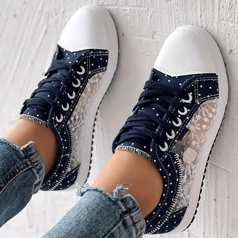 Debora | Stylish Lace-Up Sneakers