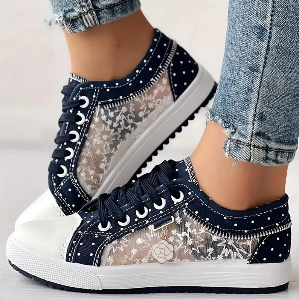 Debora | Stylish Lace-Up Sneakers