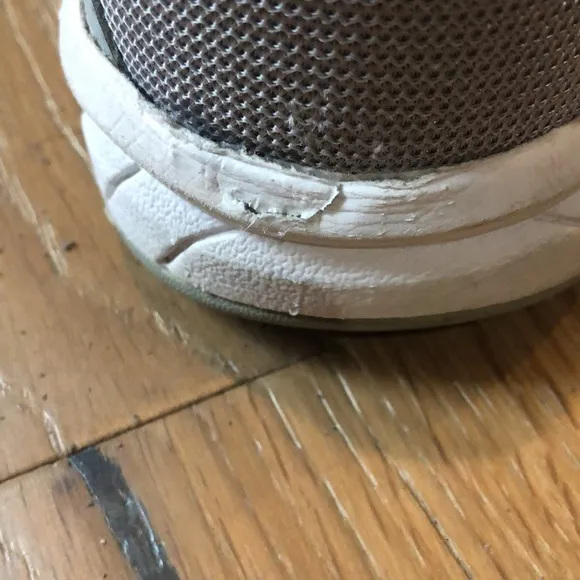 K-Swiss  pickleball sneakers size 7