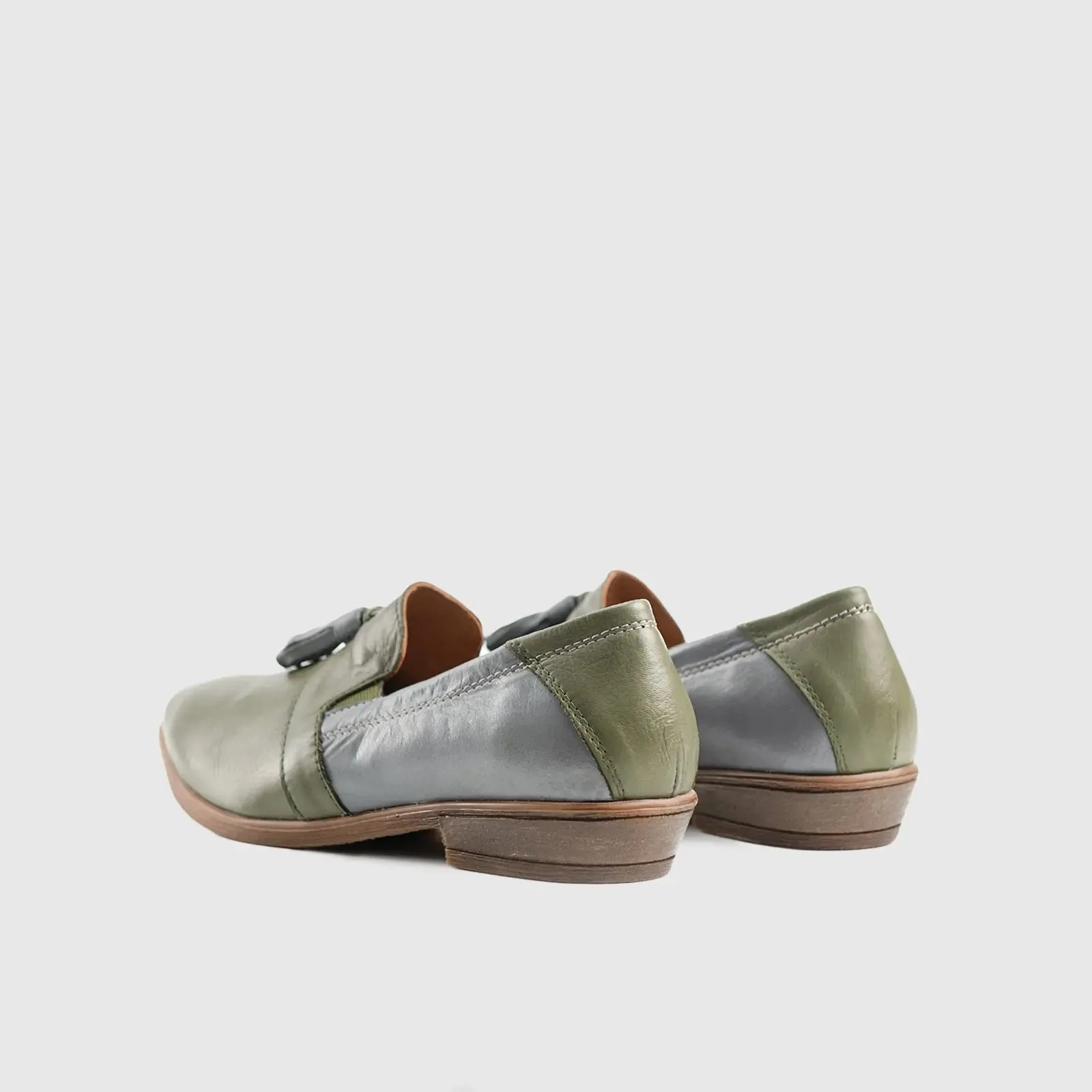 Leather Slip On Tassels 2893 Olive/Light Blue
