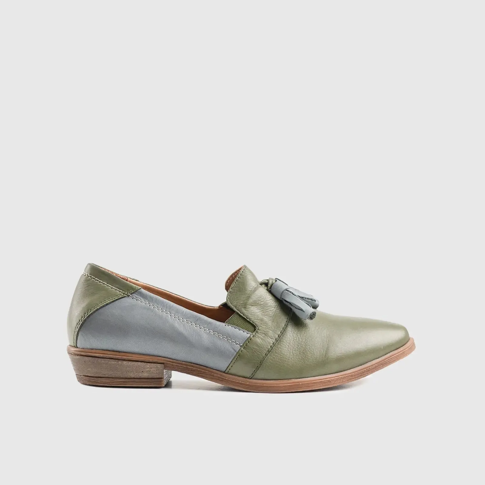 Leather Slip On Tassels 2893 Olive/Light Blue