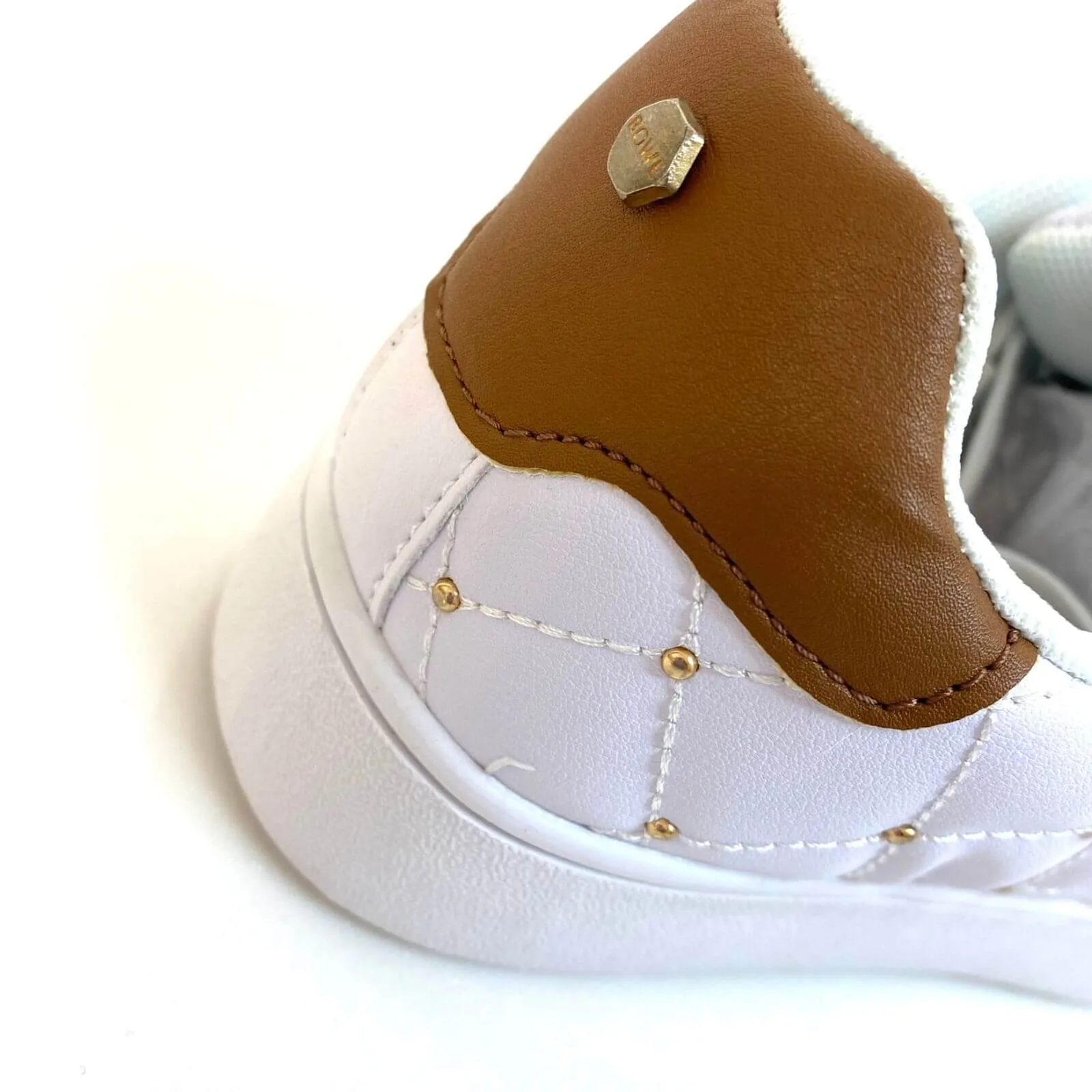 Lloyd & Pryce 'For her' Ordman Gold Studded White Sneakers