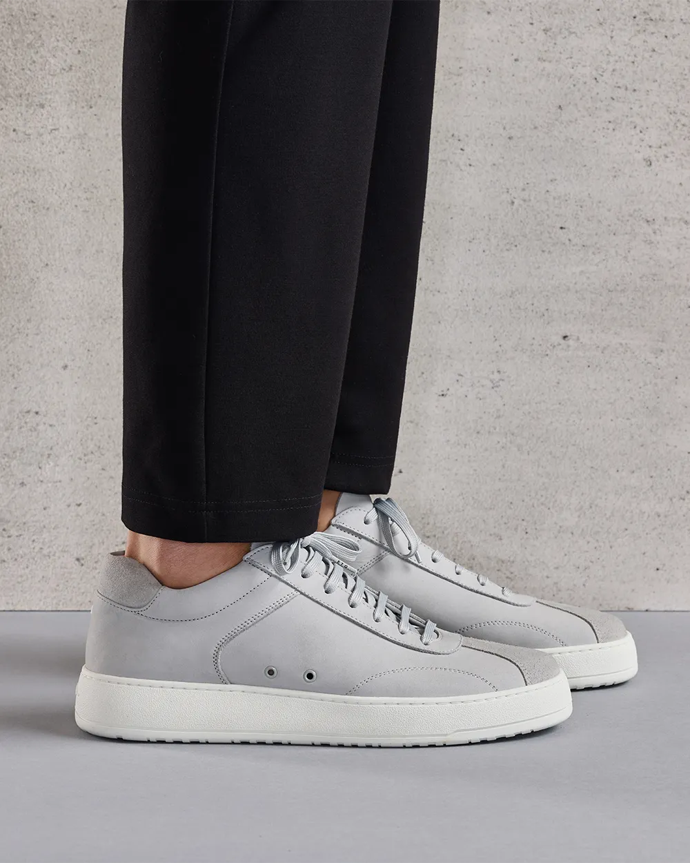 LT 06 Nubuck Glacier Grey