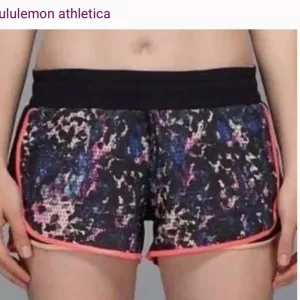 Lululemon Super Squad Short Floral Sport Black Multicolour gym running shorts