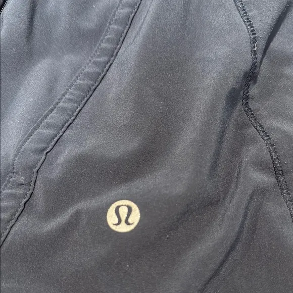 Lululemon Track That High-Rise Lined Short in True Navy Sz 2