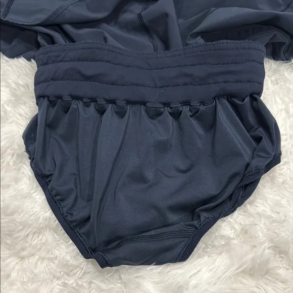 Lululemon Track That High-Rise Lined Short in True Navy Sz 2