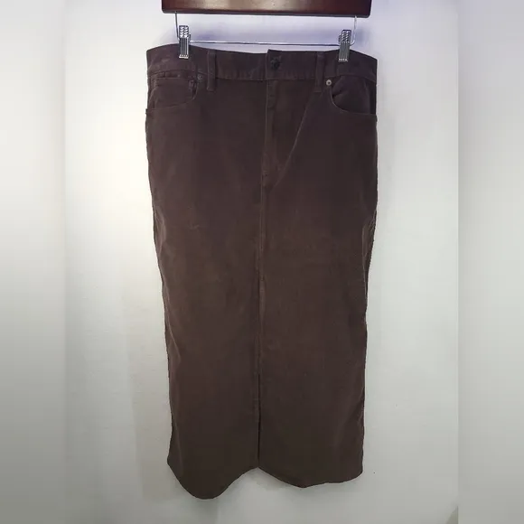Madewell Corduroy Midi Skirt Front Slit, Side Pockets in Dark Carob Size 32
