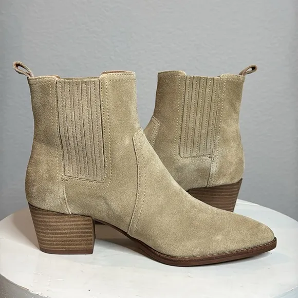 MADEWELL THE WESTERN HEELED POINTED TOE ANKLE BOOT IN WALNUT SHELL SUEDE
