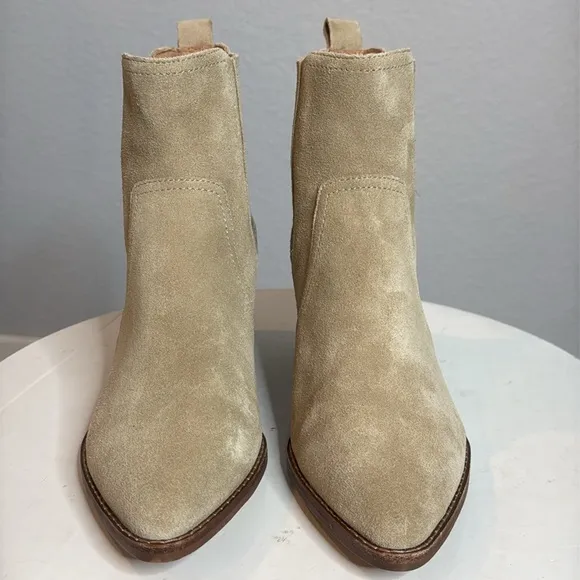 MADEWELL THE WESTERN HEELED POINTED TOE ANKLE BOOT IN WALNUT SHELL SUEDE