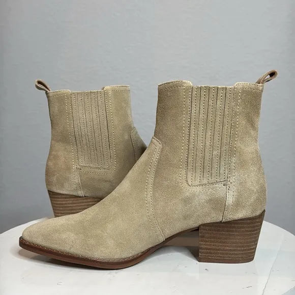 MADEWELL THE WESTERN HEELED POINTED TOE ANKLE BOOT IN WALNUT SHELL SUEDE
