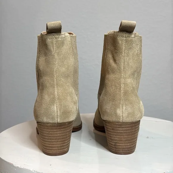 MADEWELL THE WESTERN HEELED POINTED TOE ANKLE BOOT IN WALNUT SHELL SUEDE