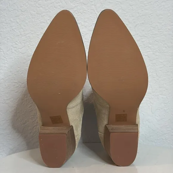 MADEWELL THE WESTERN HEELED POINTED TOE ANKLE BOOT IN WALNUT SHELL SUEDE