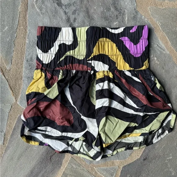 New🌟Free People Movement-The Way Home Printed Shorts-Jungle Swirl Combo