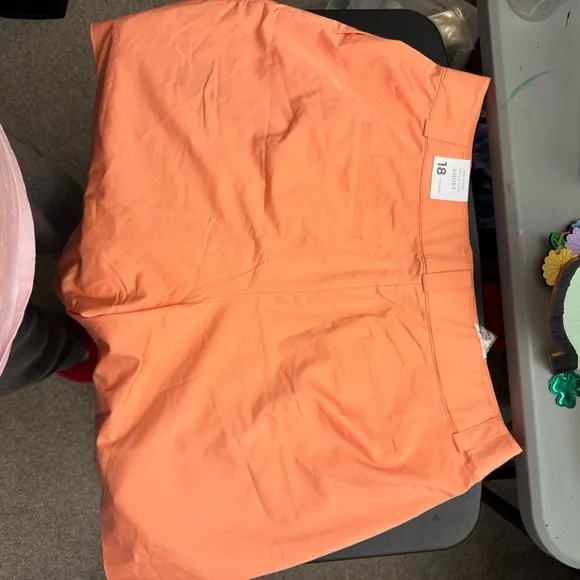 NWT Lane Bryant High Waist Orange Shorts with Pleats Size 18