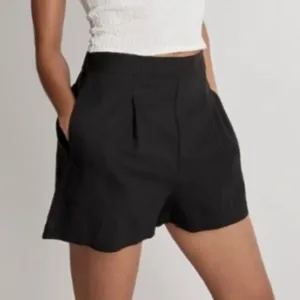 NWT Madewell Clean Pull-On Shorts in Linen-Cotton