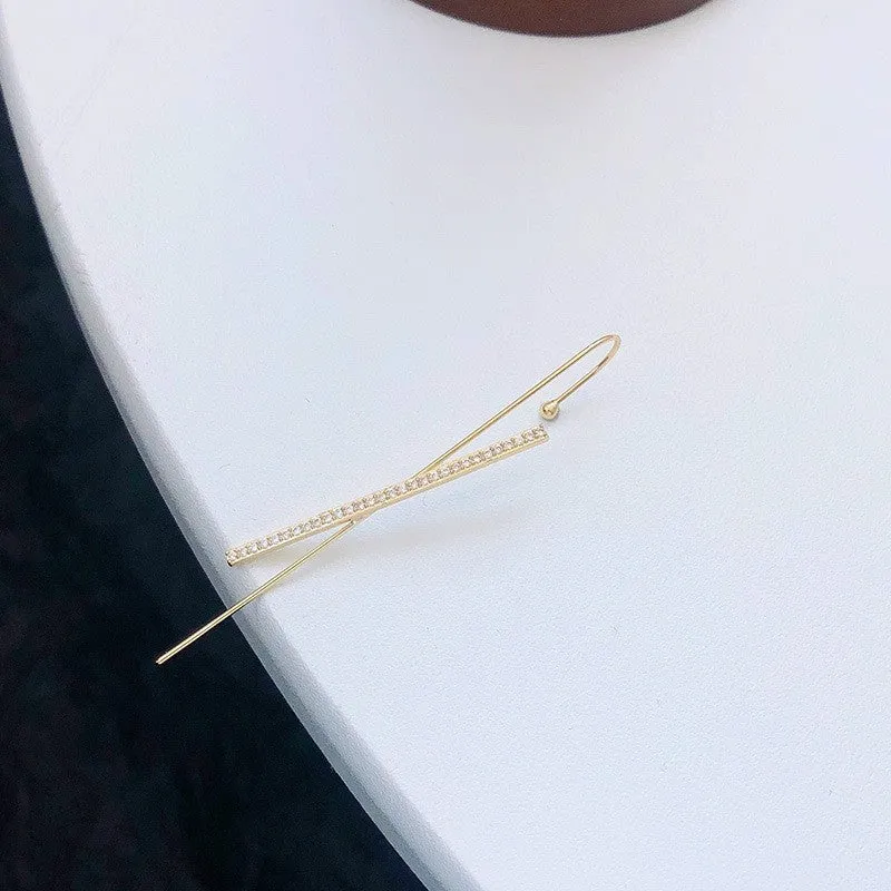 Pack Of 2 Zircon Studded Butterfly And Cross Ear Cuff