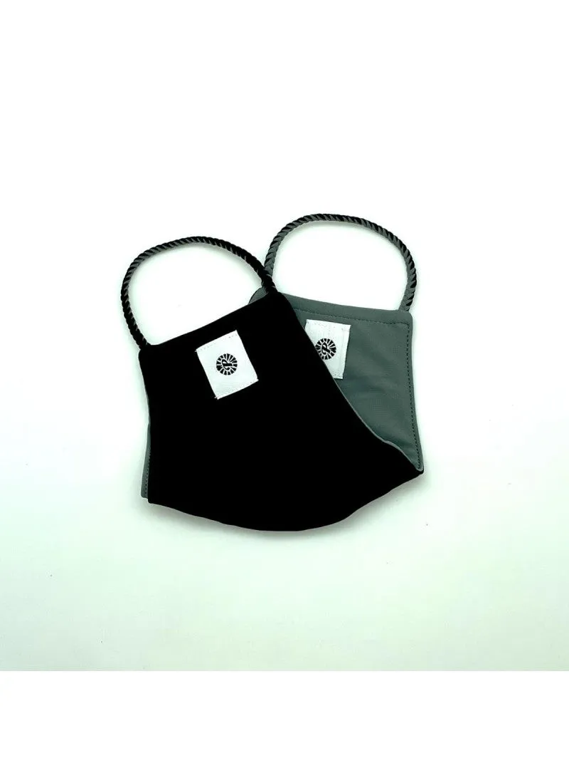 Reversible Pom Mask by Pomchies - Black / Grey