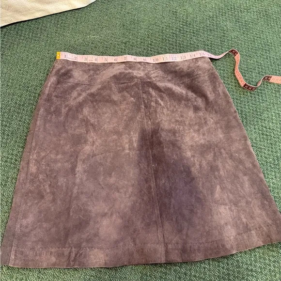 Sienna Studio 100% Leather Suede Brown Mini Skirt Size 8 host pick