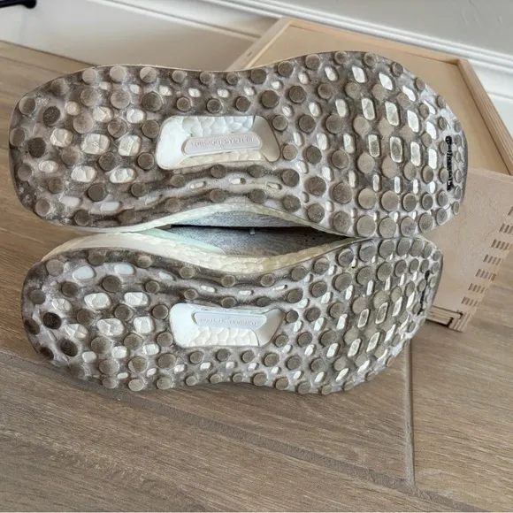 Size 5 Adidas Ultraboost Uncaged J “White” Men/Youth Sneakers BY2079