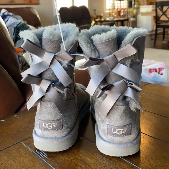 UGG Bailey Bow grey suede boot