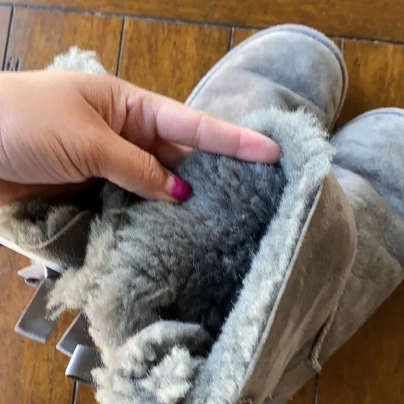 UGG Bailey Bow grey suede boot