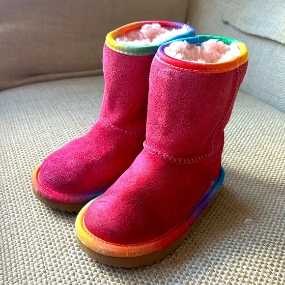 UGG Kids' Boots Leather/ Suede Rainbow Trim Sz 7 EXC CONDITION