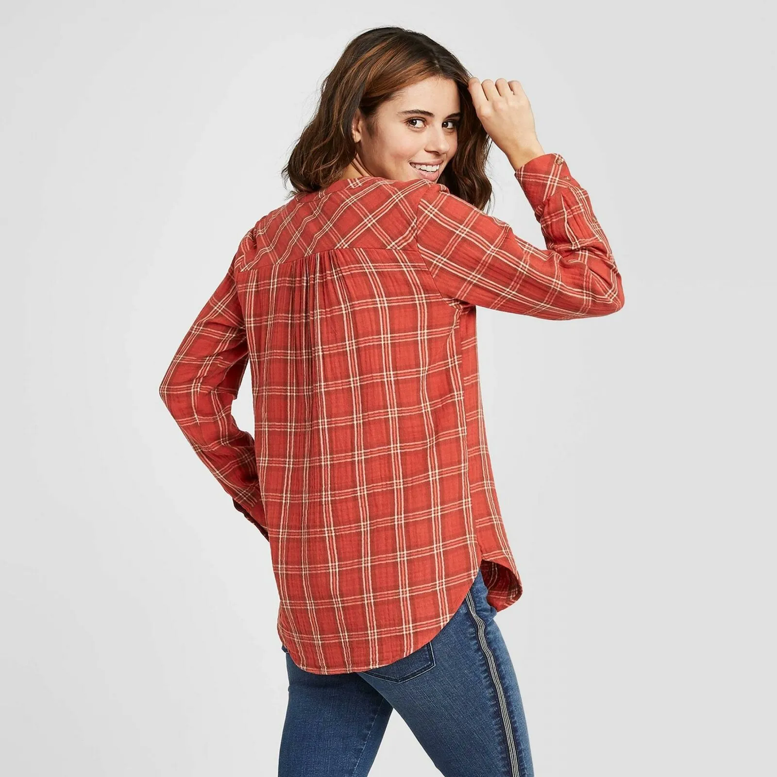 Universal Thread Women's Long Sleeve Button Front Tunic Blouse