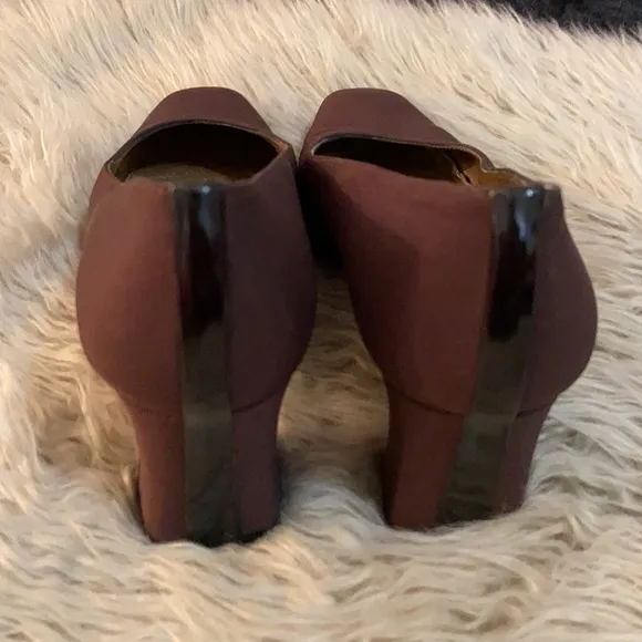 Vtg Stuart Weitzman Brown Pumps Sz 5.5