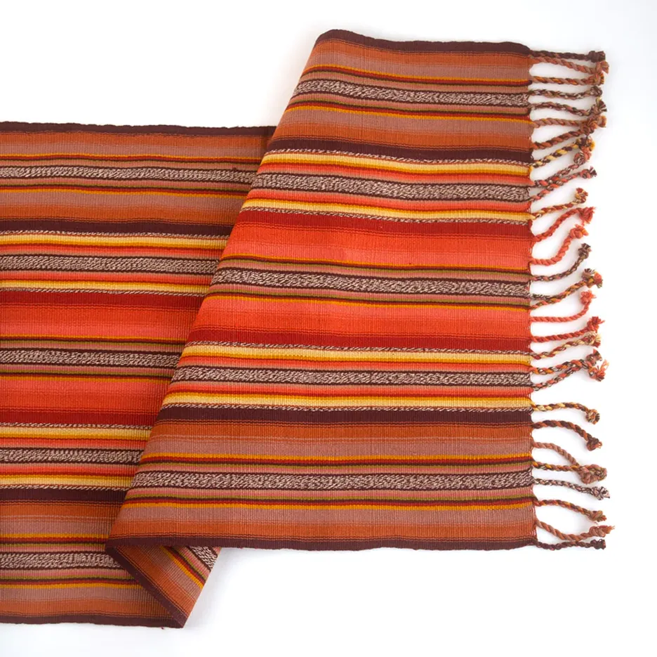 Warm Earth Tone Otoño Table Runner