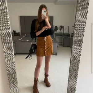 Zara chestnut tan brown button down real leather suede skirt belted